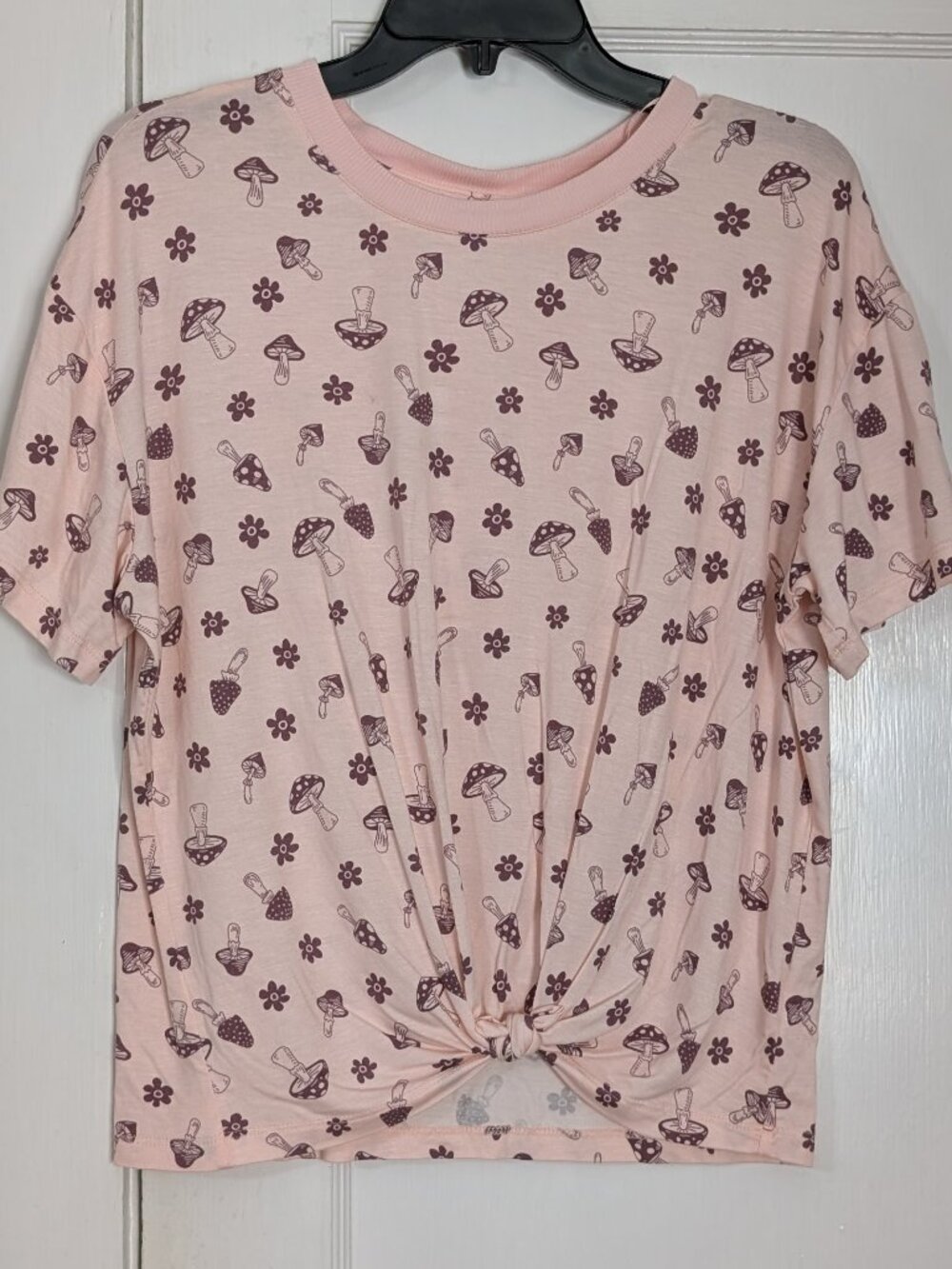 Belle Du Jour Baby Pink Short Sleeve Women's Top Soft Size Large Mushroom Floral
